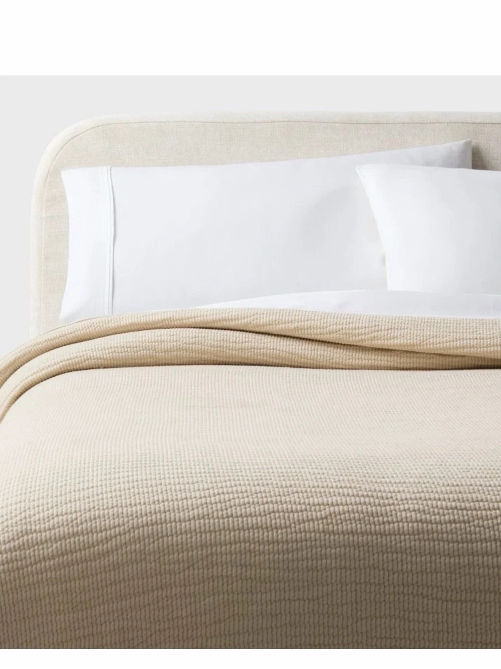 NWT Threshold Neutral Waffle Quilt in Beige